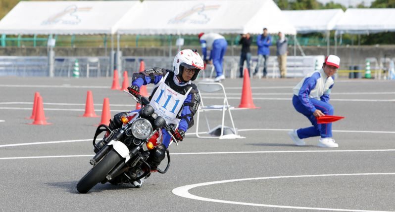 Instruktur Safety Riding Indonesia Juara Kompetisi Internasional