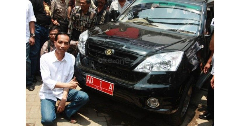 Jokowi: Urusan Saya Apa dengan Produksi Mobil Esemka?