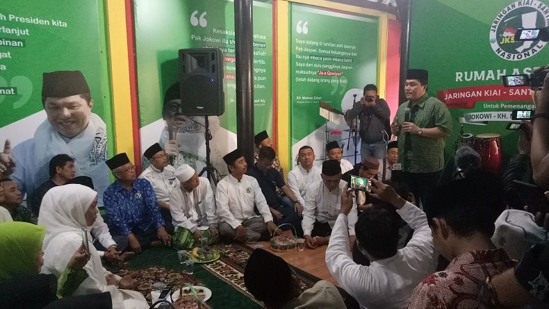 Markas Khofifah-Emil di Jatim Jadi Rumah Aspirasi Jokowi-Ma'ruf Amin