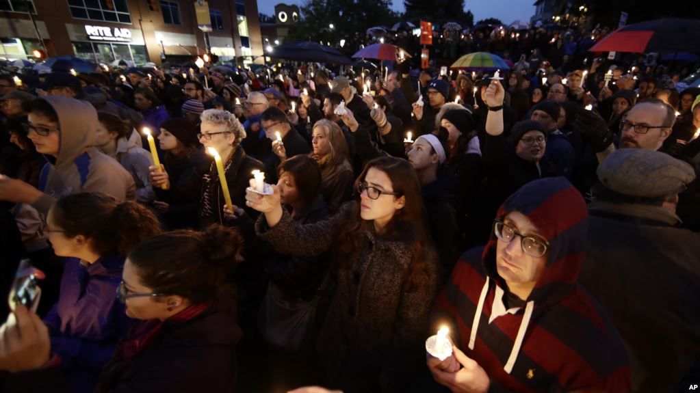 Berduka, Malam Renungan Lintas Agama Digelar di Seluruh AS