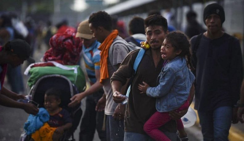 Trump Kerahkan 5.200 Pasukan Jaga Perbatasan Meksiko dari Imigran