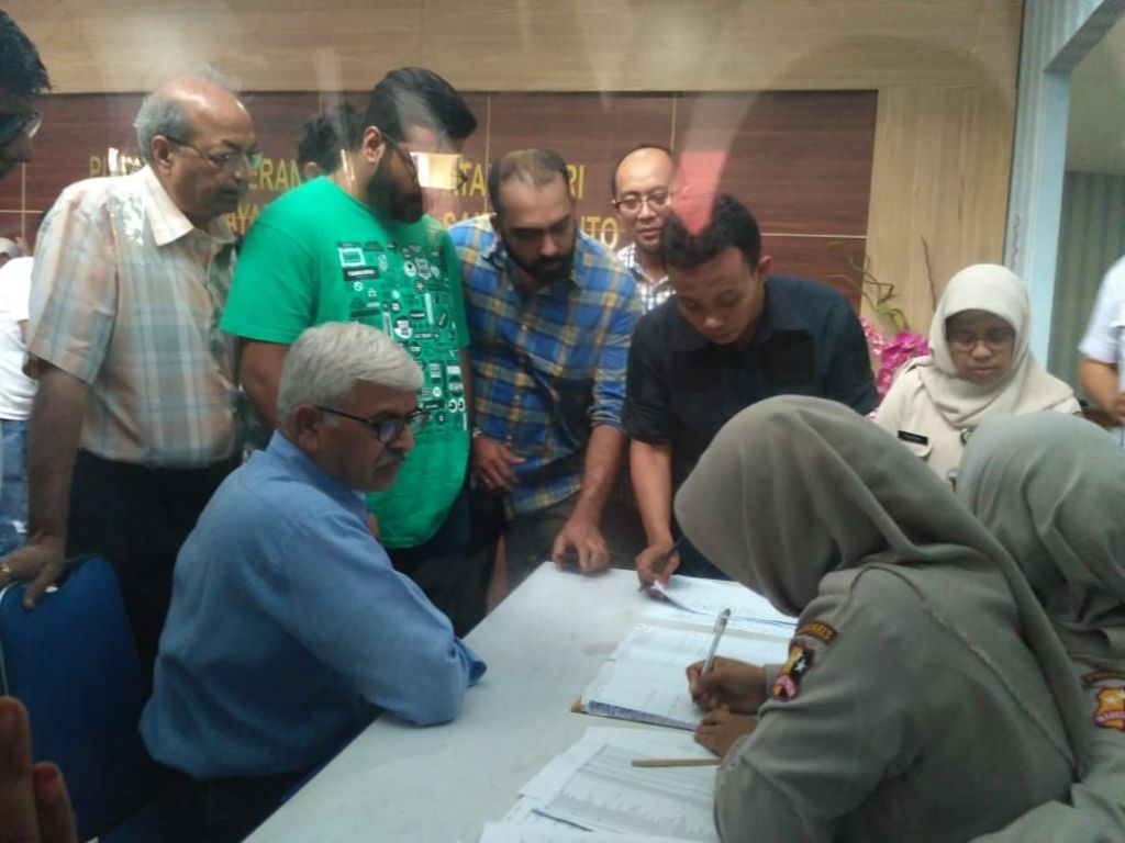 Tiba di RS Polri, Ayah Pilot Lion Air JT 610 Jalani Tes DNA