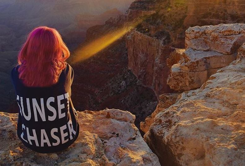 Pasutri Tewas Jatuh ke Jurang 245 Meter saat Selfie di Grand Canyon