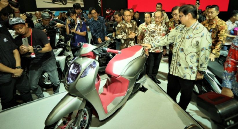 Honda Pamerkan Skutik Konsep Mirip Scoopy