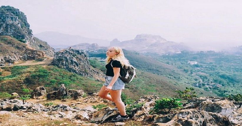 Wisata ke Bandung Jelajahi Taman Batu Purba di Stone Garden Citatah