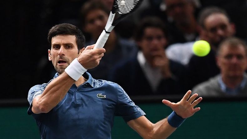 Melaju ke Semifinal, Djokovic Bertemu Federer.