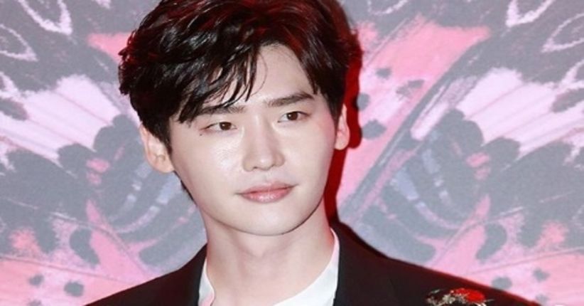 YES24 Akhirnya Angkat Bicara soal Visa Lee Jong Suk