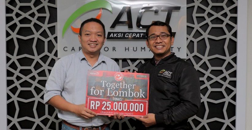 PT Mobil Satu Asia Serahkan Donasi untuk Korban Gempa 