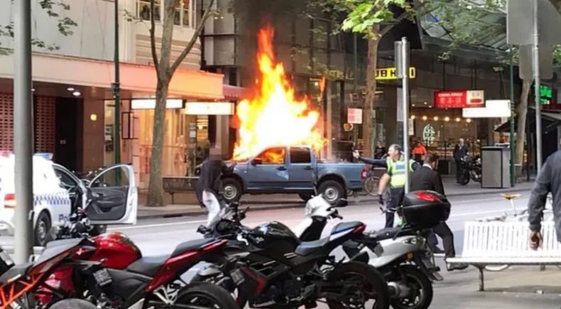 Penikaman Massal di Pusat Bisnis Melbourne, 3 Orang Luka