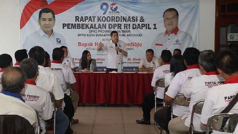 Bekali Caleg Perindo di Surabaya, HT Bagikan Kunci Meraih Popularitas