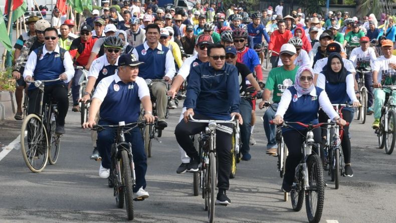 Menpora Lepas Peserta Sepeda Nusantara Etape Kebumen