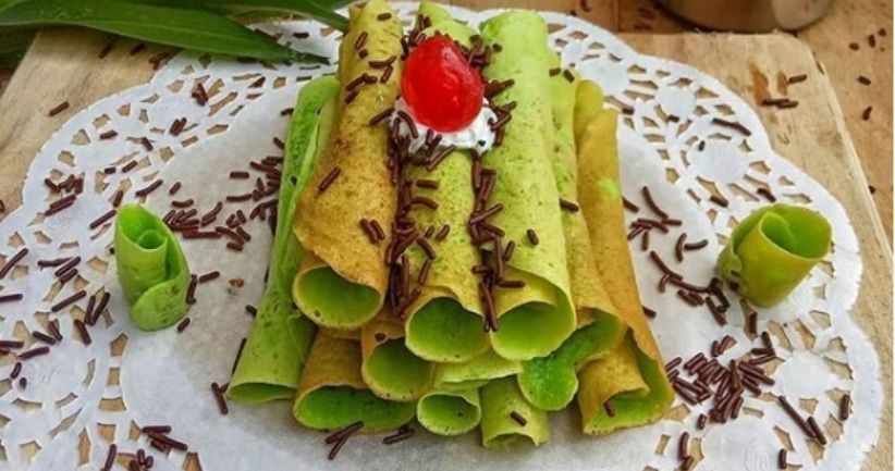 Sedapnya Pancake Pandan Gulung, Rasanya Gurih Mirip Crepes