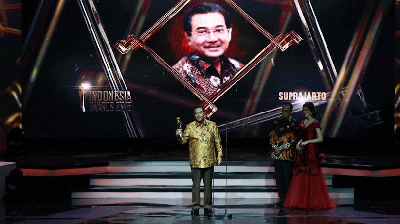 Dirut BRI Suprajarto Tokoh Profesional Terbaik Indonesia Awards 2018
