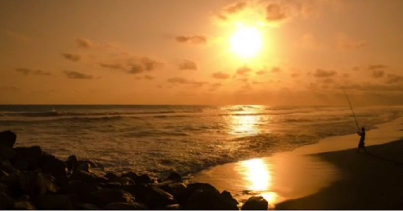 Wisata Yogya, Singgahi Pantai Glagah yang Unik dengan Dermaga Tetrapod