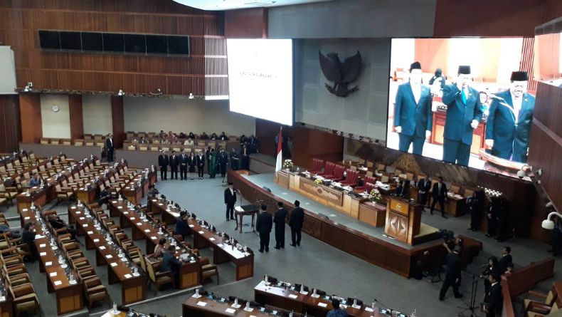 DPR Lantik Eddy Kuntadi Pengganti Eni Maulani Saragih 