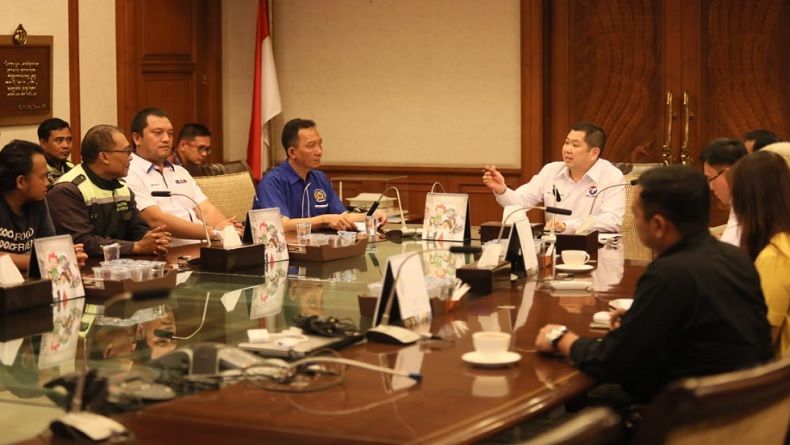 Curhat ke Ketum Perindo, Ojek Online Berharap Haknya Diperjuangkan