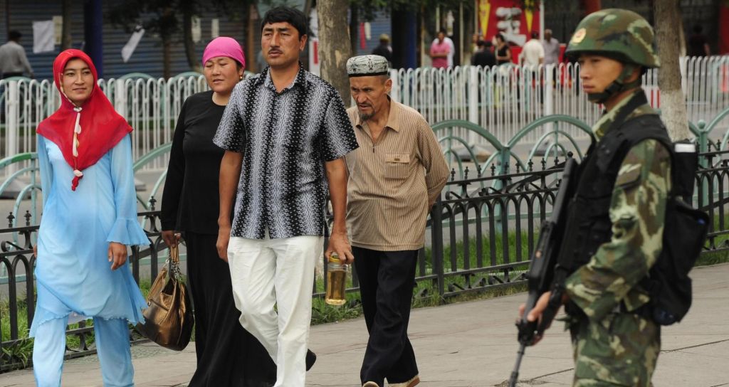 1 Juta Orang China Pindah ke Rumah Muslim Uighur untuk Jadi Mata-Mata