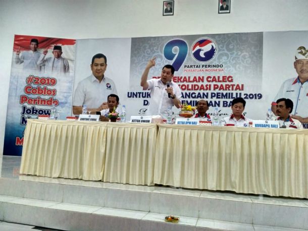 Beri Pembekalan di Bali, HT: Perindo Patok Target Tiga Besar 