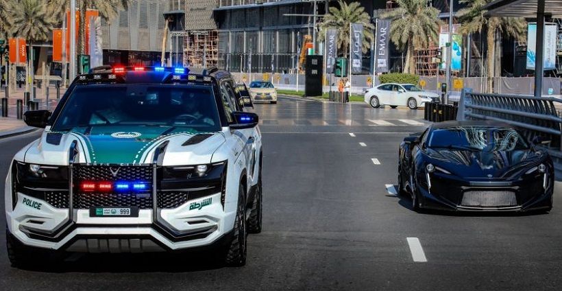 Setelah Bugatti Veyron dan Motor Terbang, Polisi Dubai Pamer SUV Mewah