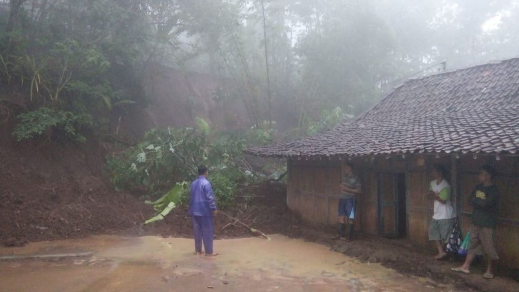 Tanah Longsor Landa 9 Titik di Kulonprogo, 2 Rumah Warga Rusak