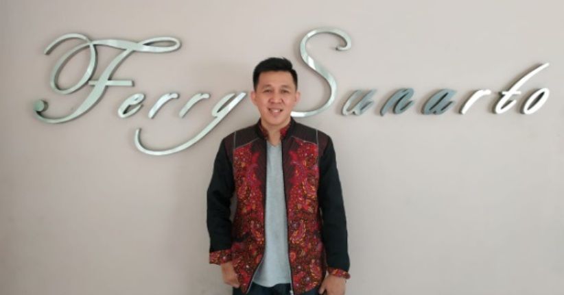 Mengintip Tren Kebaya 2019 ala Ferry Sunarto