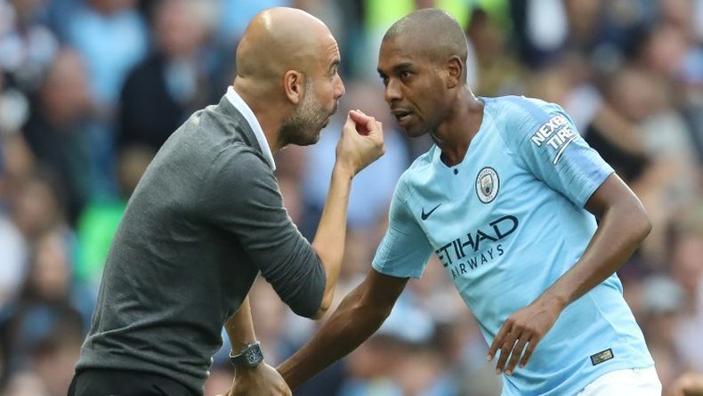 Pep Guardiola Tak Akan Datangkan Pelapis untuk Fernandinho