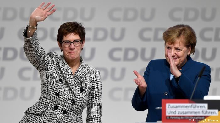 Annegret Kramp-Karrenbauer, Penerus Angela Merkel di Partai CDU