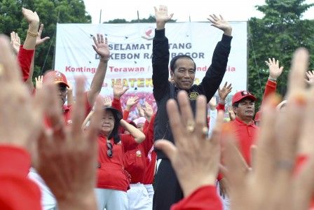 Pecahkan Rekor Terbanyak, Jokowi Senam Tera Bersama 20.000 Peserta
