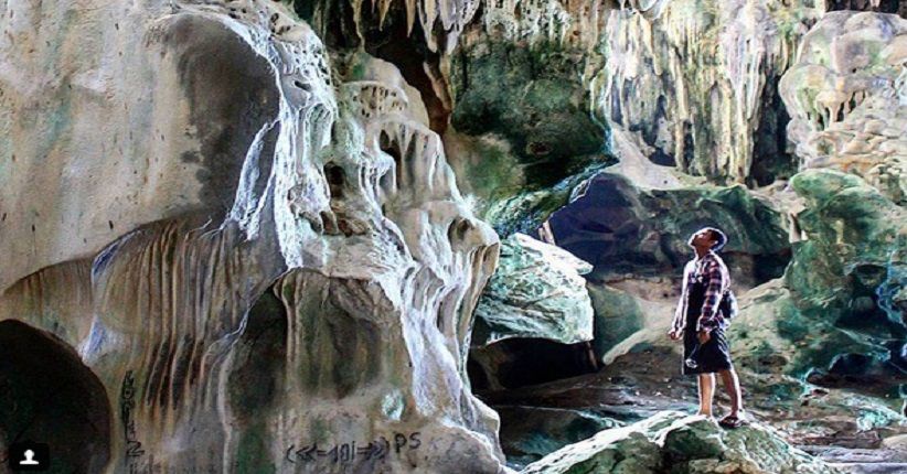 Pulau Keluang Aceh Terlihat Eksotis karena Ada Gua Walet Purba di Laut