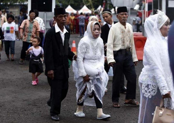 DKI Gelar Nikah Massal Malam Tahun Baru 2019, Bantuan Mahar Rp500.000