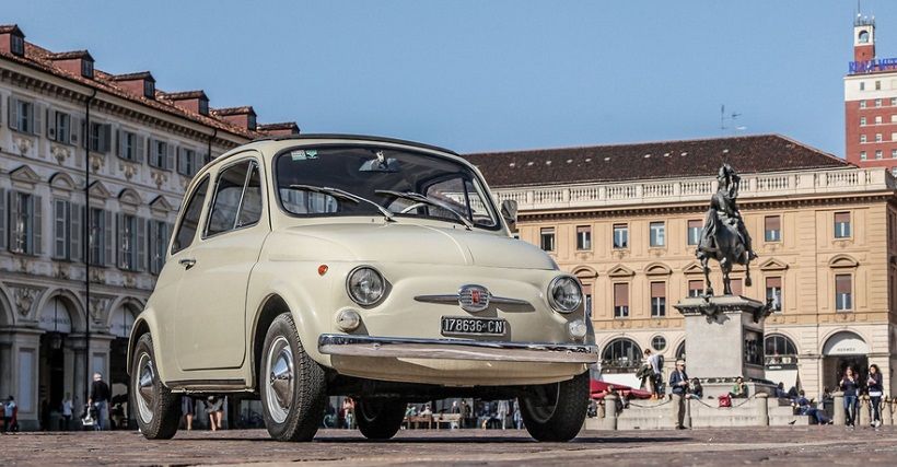 Mobil Ikonik Fiat 500 Jadi Koleksi Museum di New York