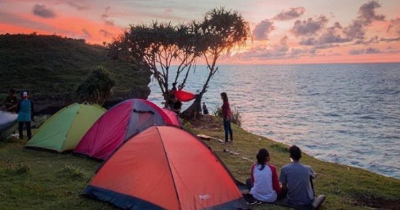 Indahnya Alam Gunungkidul dari Pantai Kesirat, Tersembunyi di Yogya