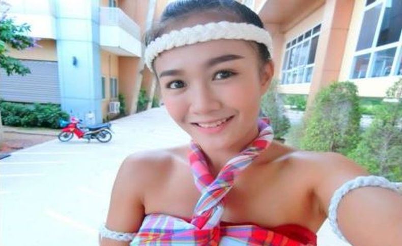 Atlet Muay Thai Cantik Peraih Gelar Juara Dunia Gantung Diri