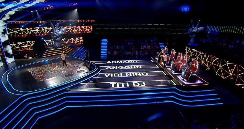 Semua Coach TVI Menekan Tombol, Ope Sujud Menangis Terharu