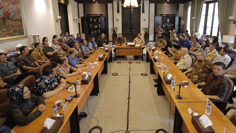 Dijamu Nasi Bakar Cakalang, Prabowo: Intel Pak SBY Masih Tajam