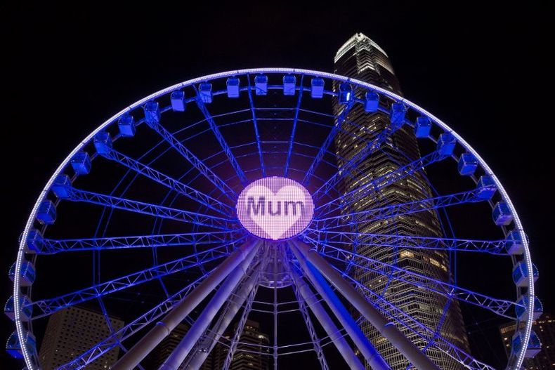 Wahana Bianglala di Hong Kong Macet, Puluhan Orang Terjebak