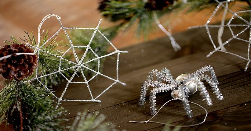 5 Keunikan Natal di Dunia, Ada Hiasan Jaring Laba-Laba di Pohon Natal