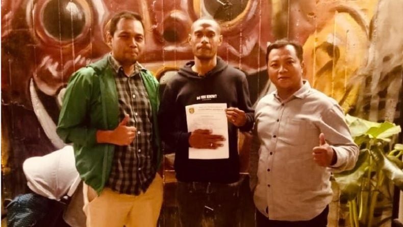 Tolak Tawaran PSM, Ruben Sanadi Pilih Bertahan di Persebaya