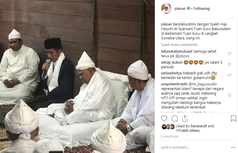 Saat Perjalanan Menuju Kabupaten Langkat, Jokowi Jadi Imam Salat Jamak