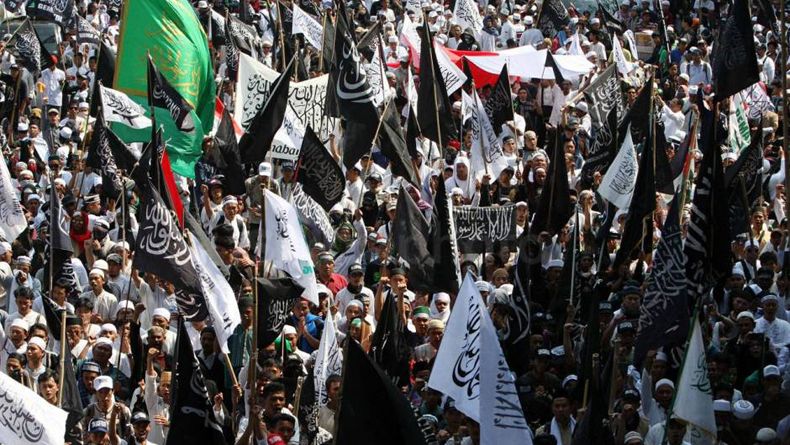 Dai Cilik Habib Saqif Orasi di Aksi Bela Tauhid