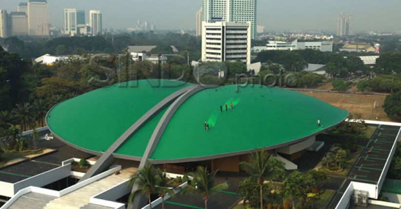 DPR: Kita Jenuh Lihat Laporan Atas Nama UU ITE