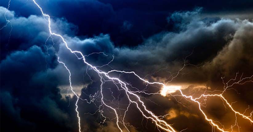 Prakiraan Cuaca Jakarta Hari Ini: Waspadai Potensi Hujan Disertai Petir dan Angin Kencang