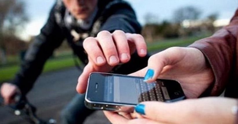 Jurnalis TV Ini Dijambret di Depan Polda Metro Jaya, Handphone Raib