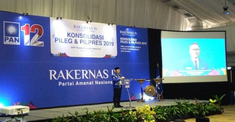 Petinggi PAN Datangi Rumah Prabowo Serahkan Hasil Rakernas