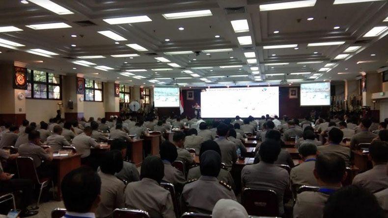 Wujudkan Pemilu Damai, Tito Pimpin Rapat Bersama 67 Humas Polres