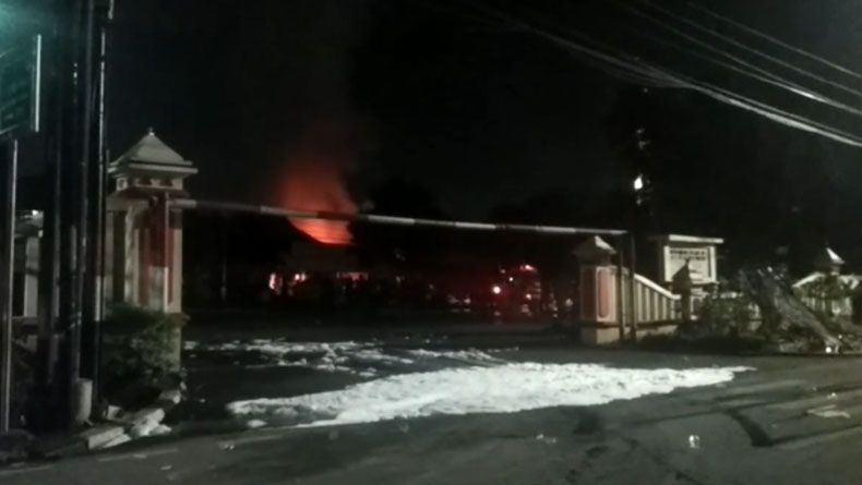 Sempat Lumpuh, Jalan Kramat Jati Menuju Ciracas Normal Kembali