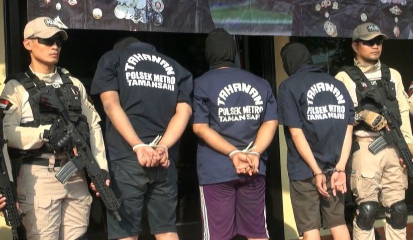 Polisi Tangkap 4 Komplotan Jambret, 1 Pelaku Tewas Ditembak