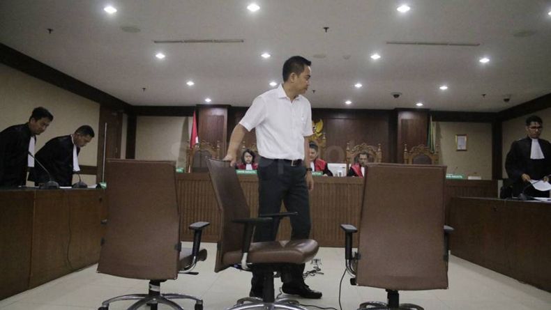 Suap Bakamla, Politikus Golkar Fayakhun Dituntut 10 Tahun Penjara