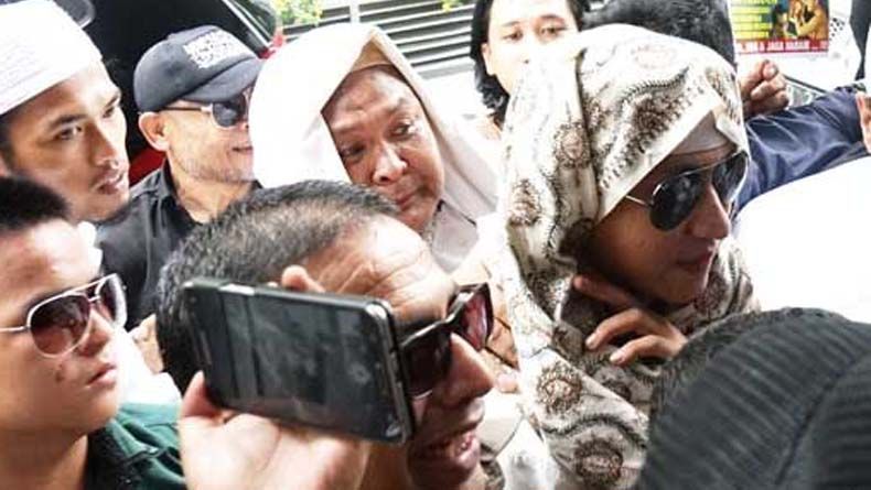 Usai Diperiksa 11 Jam, Habib Bahar Tinggalkan Bareskrim Polri