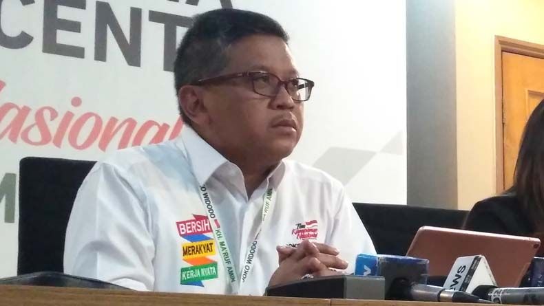 Hasto Sebut Kepala Daerah Dukung Jokowi Bukan karena Paksaan